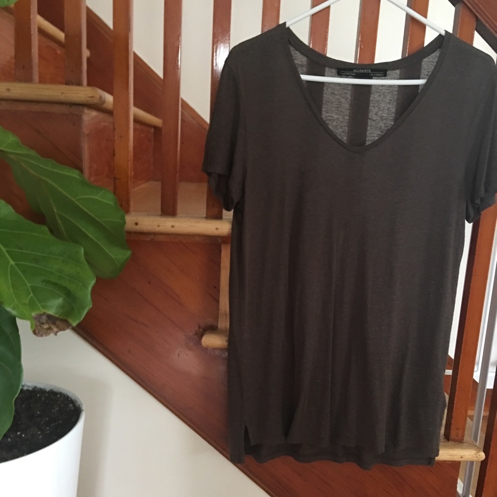 AllSaints v-neck Boyfriend Style T